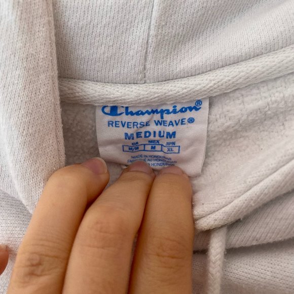 Champion Sweater - Picture 5 of 8